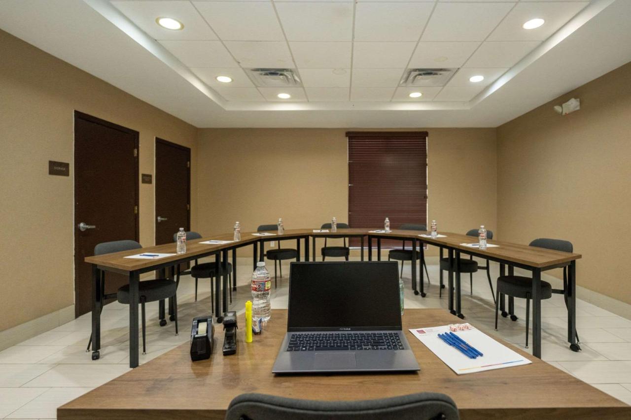 Comfort Suites Houston West At Clay Road Esterno foto